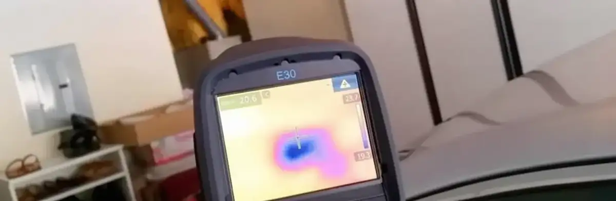 mold inspection using thermal imaging technology to detect moisture and hidden mold in a home in Des Moines, IA